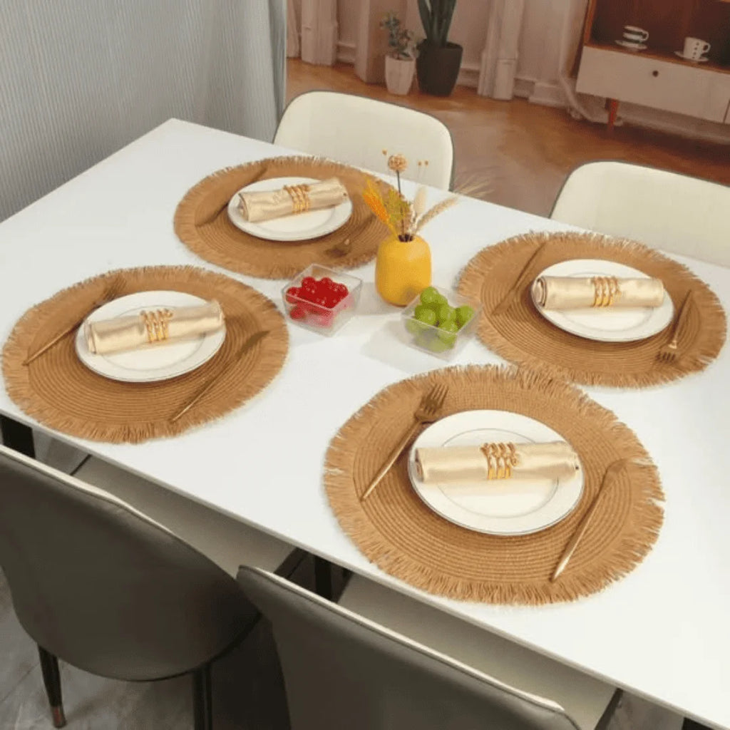 6 sets sous plats ronds en "RAFFIA " avec chemin de table assorti 120 CM