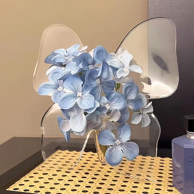 Papillon Cristal – Vase Acrylique Moderne