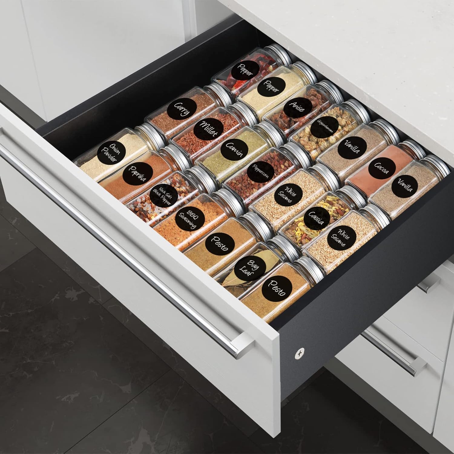 PACK DE 24 POTS D'ÉPICES AVEC ENSEMBLE DE RANGEMENT POUR TIRROIR EN BAMBOU