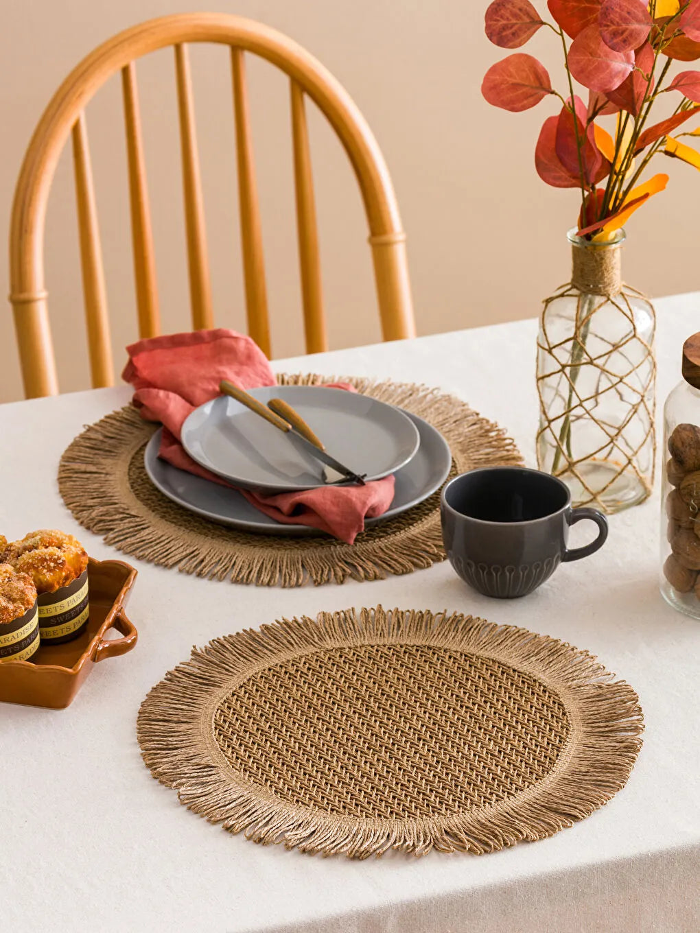6 sets sous plats ronds en "RAFFIA " avec chemin de table assorti 120 CM